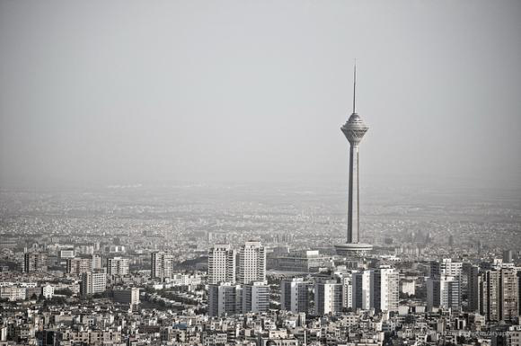 الگوی بلند مرتبه‌سازی در تهران